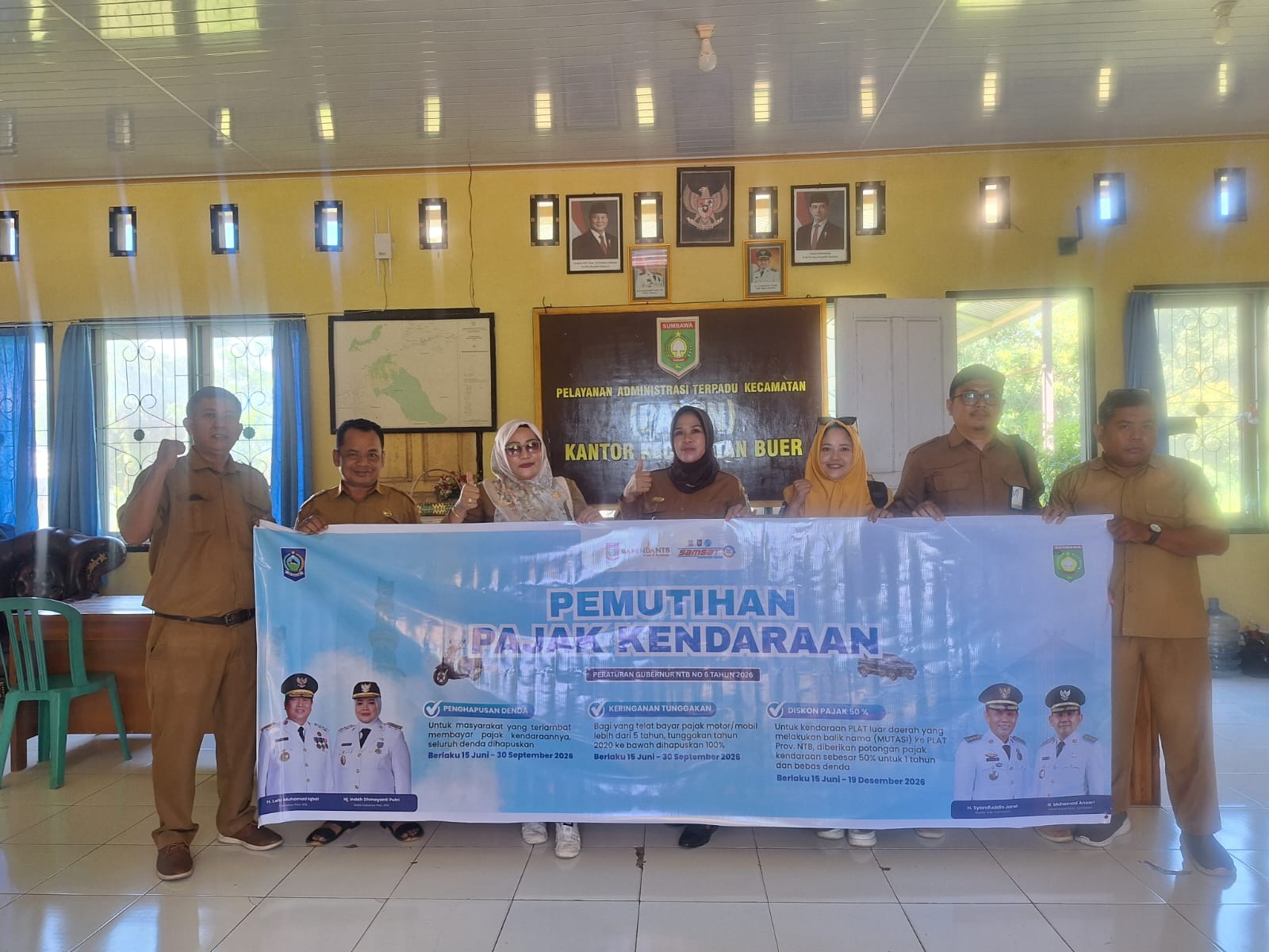 Sosialisasi Peraturan Gubernur No 6 Th 2026 dan Pemasangan Spanduk di Kecamatan Buer
